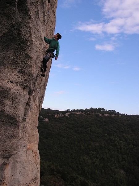 Kariho Jarouek pzuje Rocca di Corno   